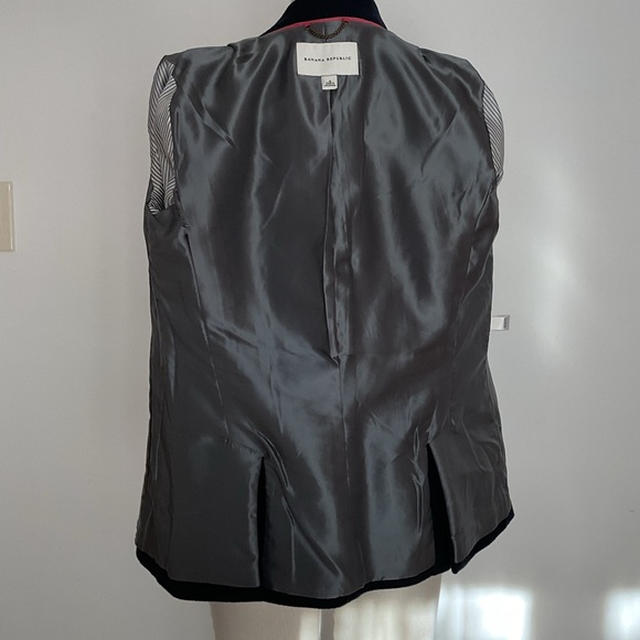 Banana Republic Navy Blue Double Breasted Wool Pea Coat with Gold Buttons - Picture 12 of 12